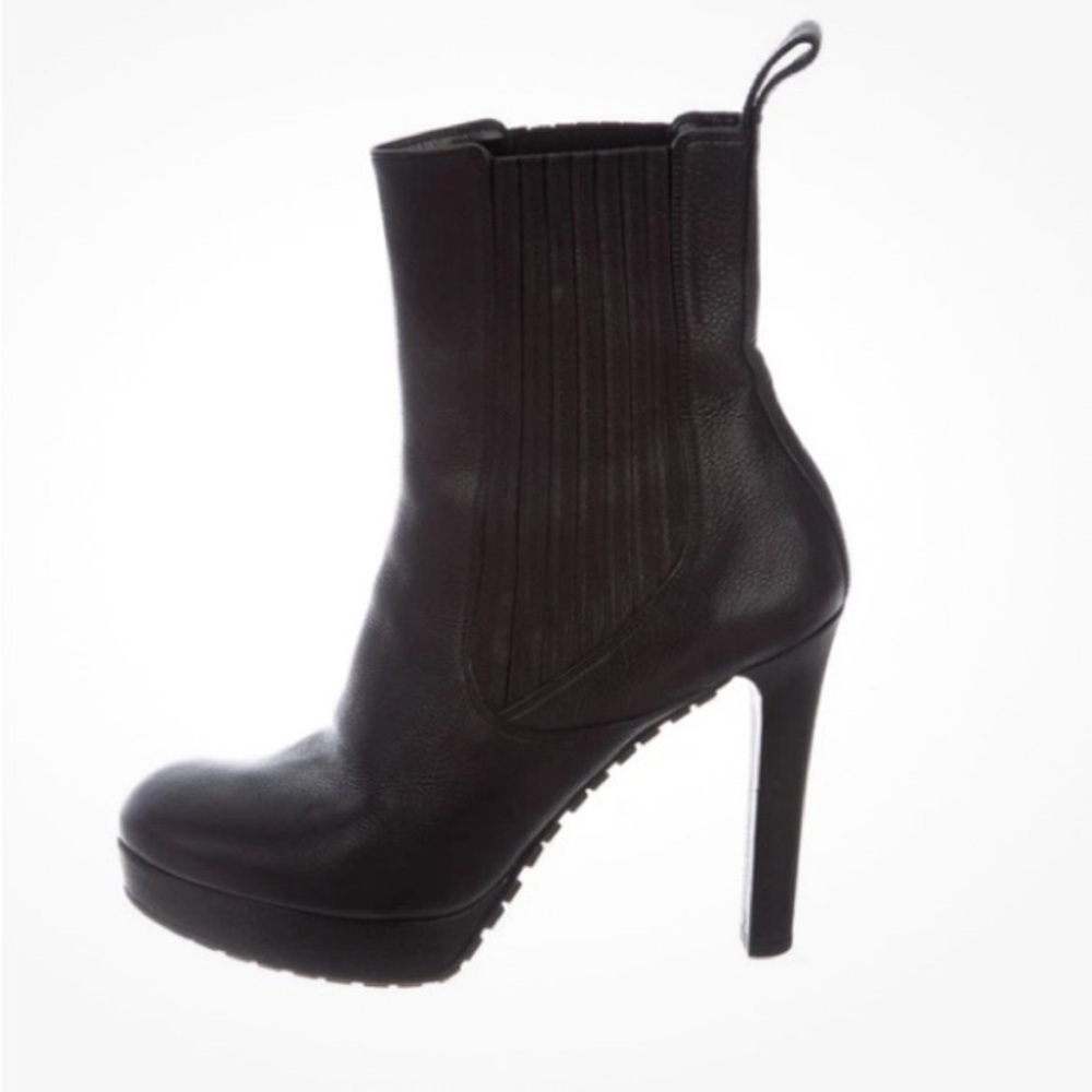 Gucci Black Platform Leather Shoes Boots Size 39 MINT